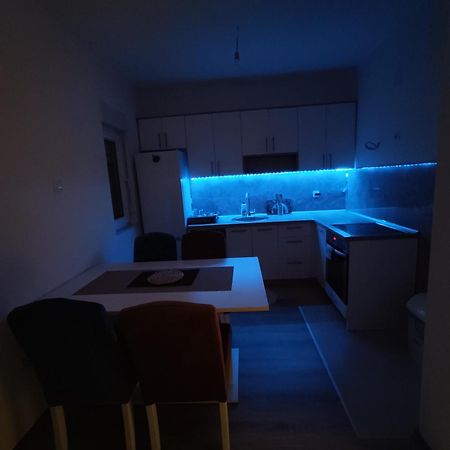 Apartman Deric Nevesinje Habitación foto